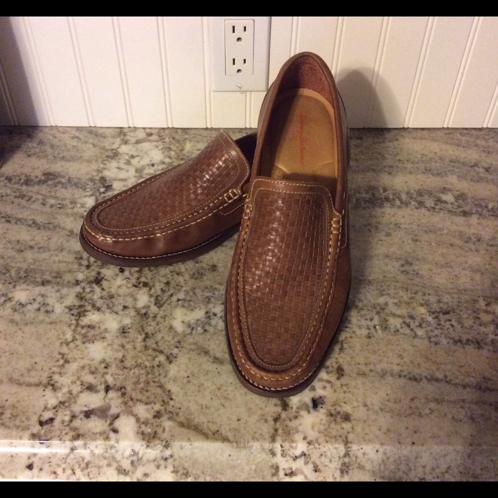 Tommy Bahama (style: Brooks Bay) loafers